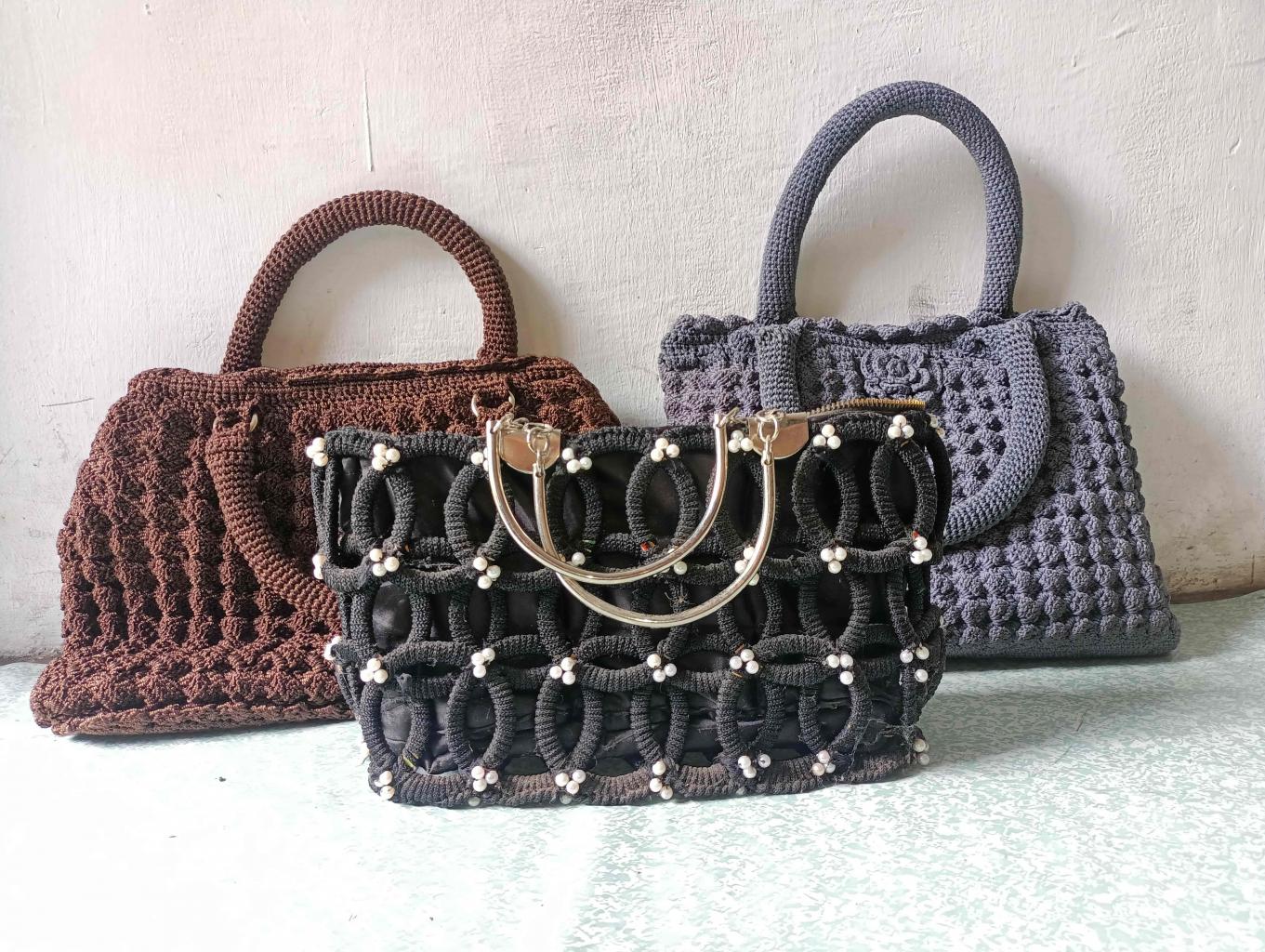 Tas Rajut 