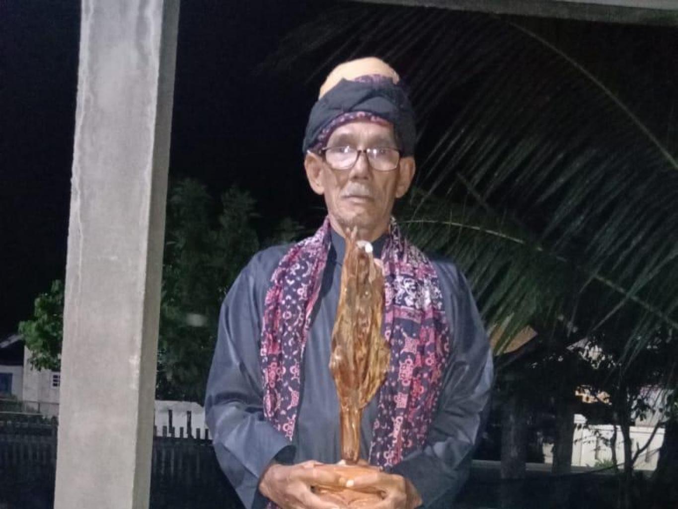 PAKAIAN KERIO