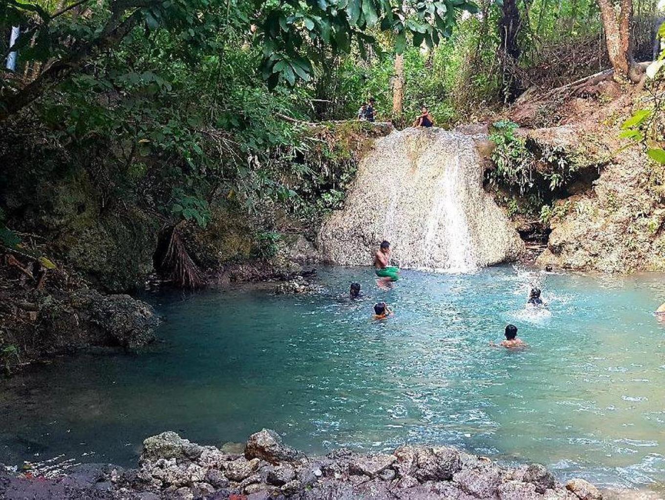 Uwai Turang (Air Terjun)