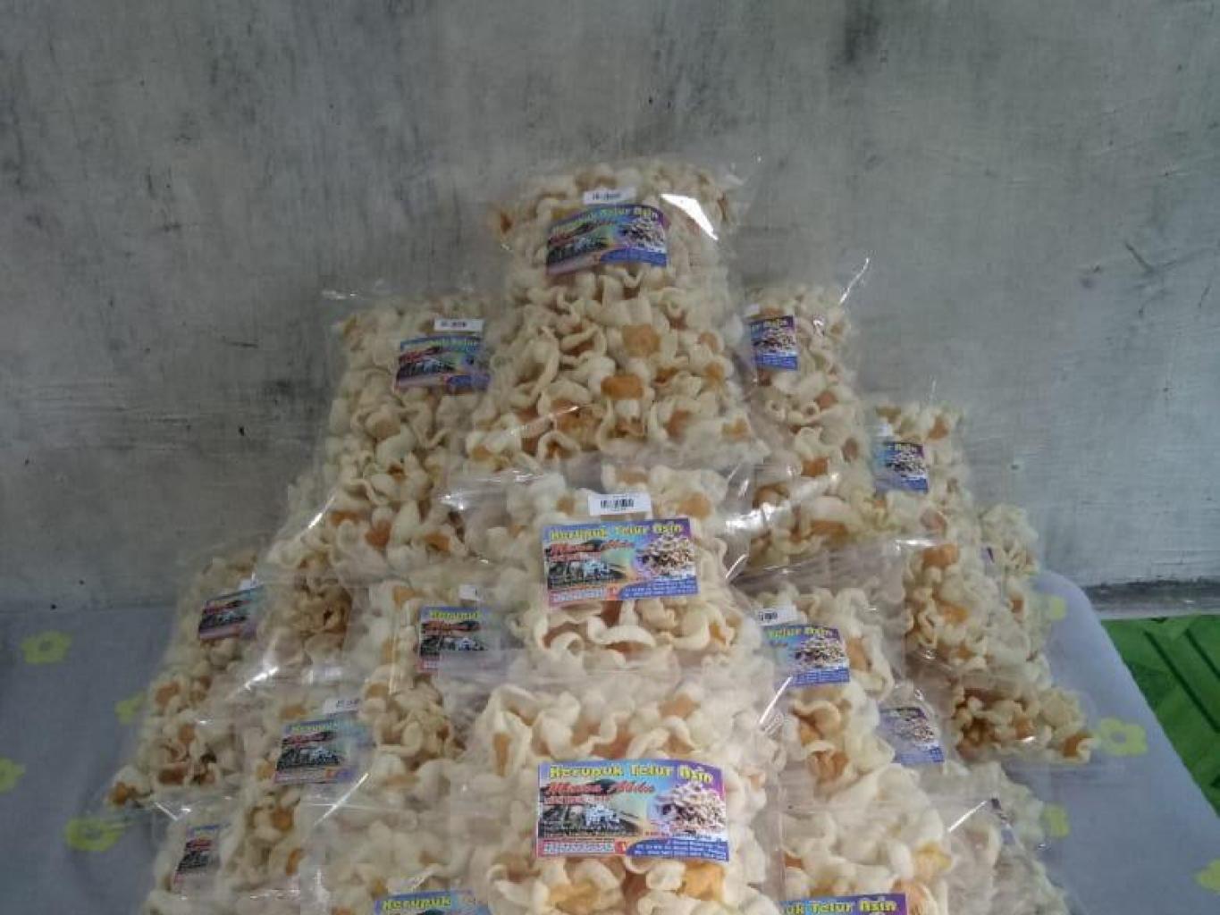Kerupuk Telor Asin Mama Abdu