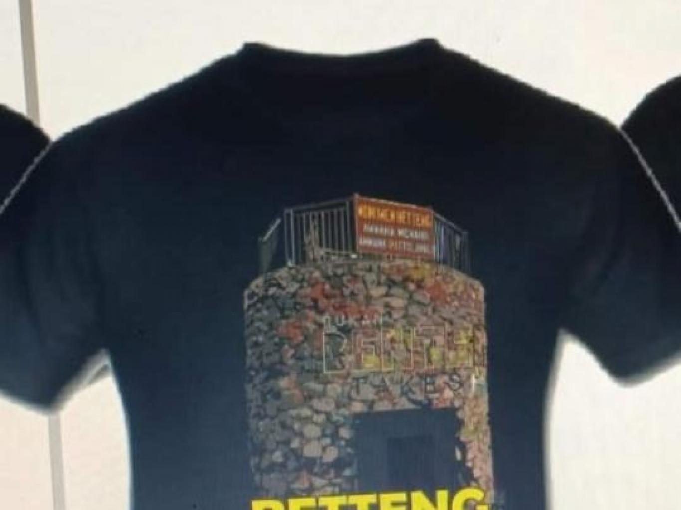 Baju Desa Betteng