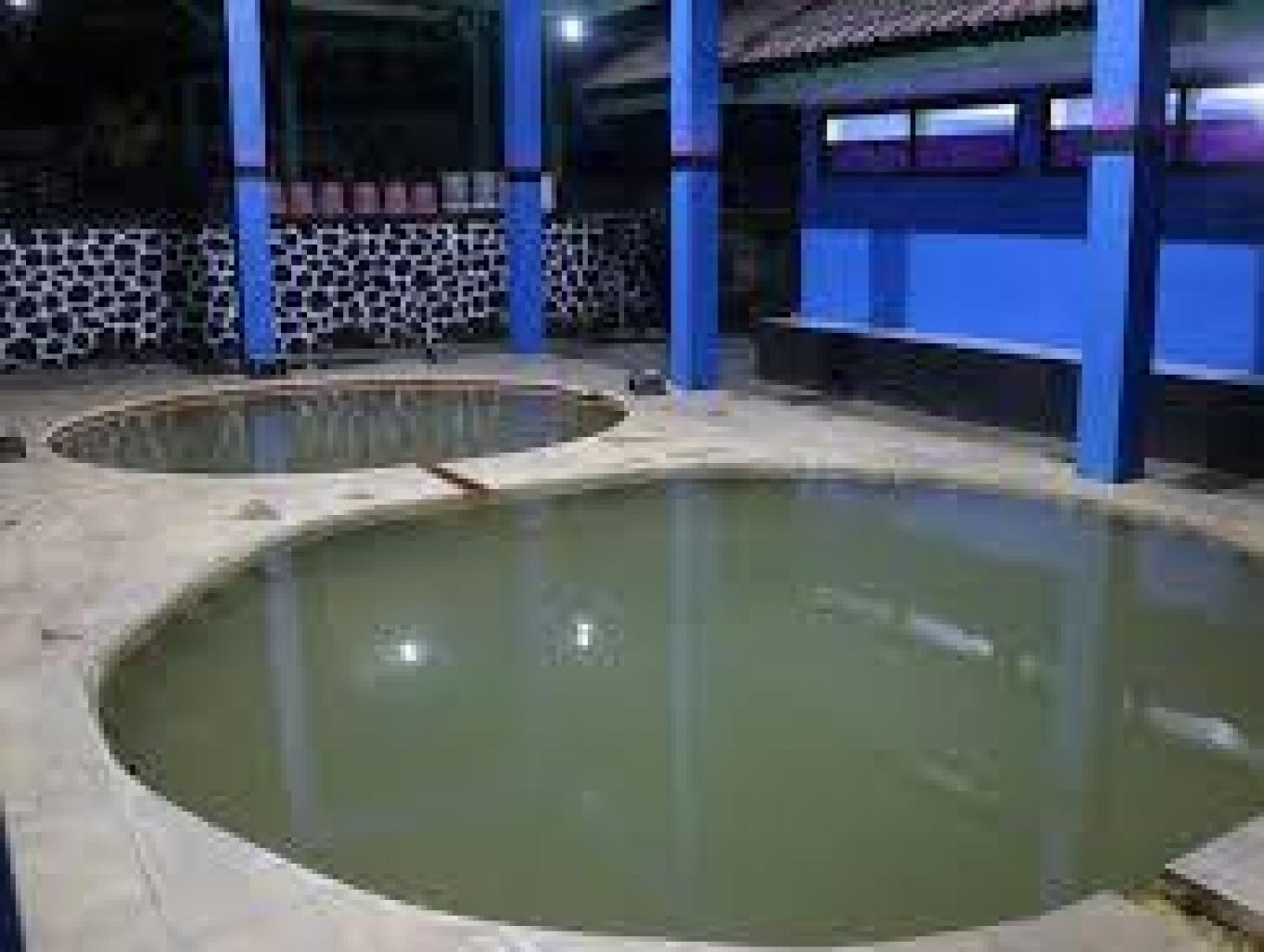 Pemandian Air Panas Blawan