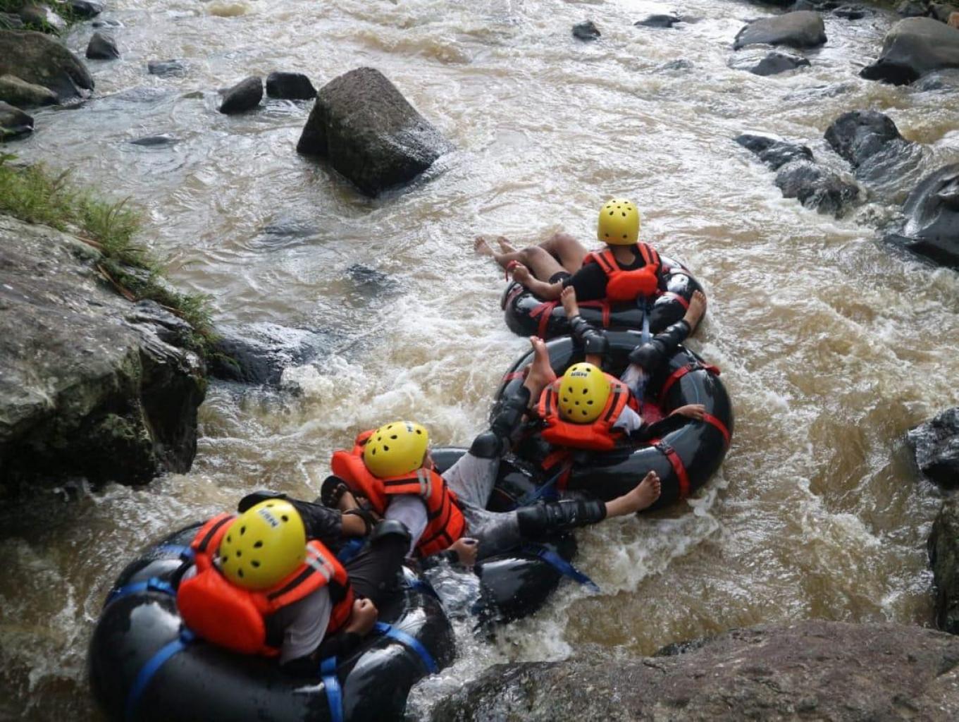 River tubing cipunagara