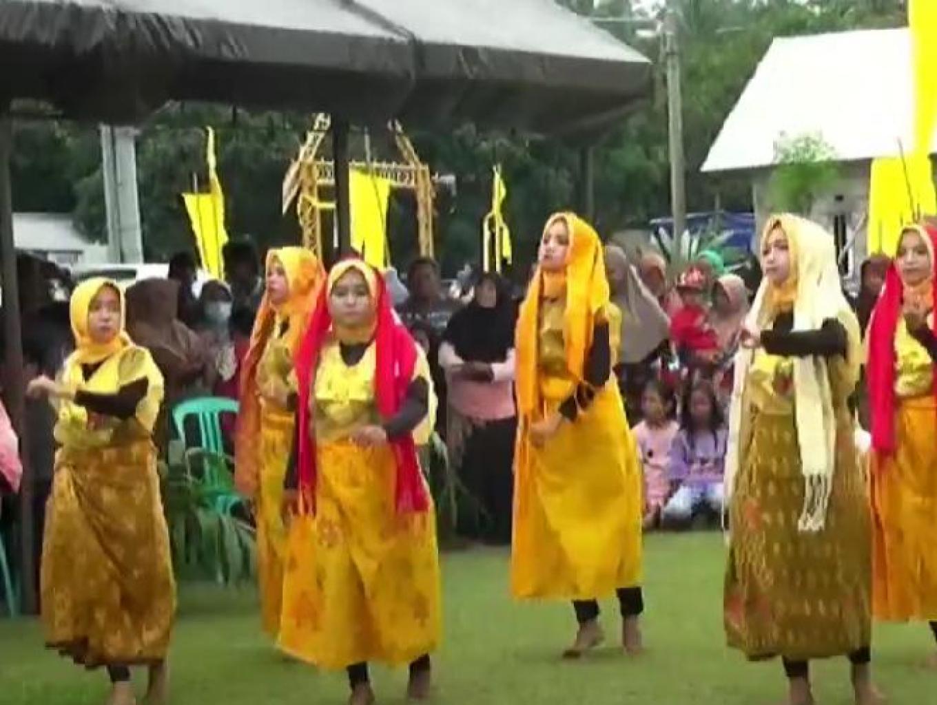 TARIAN PENYAMBUTAN