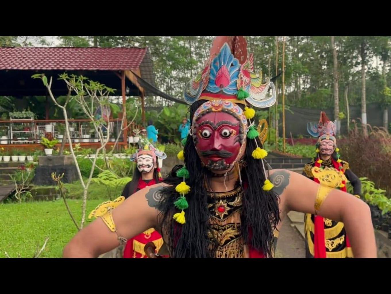 Penampilan Tari Topeng Malangan