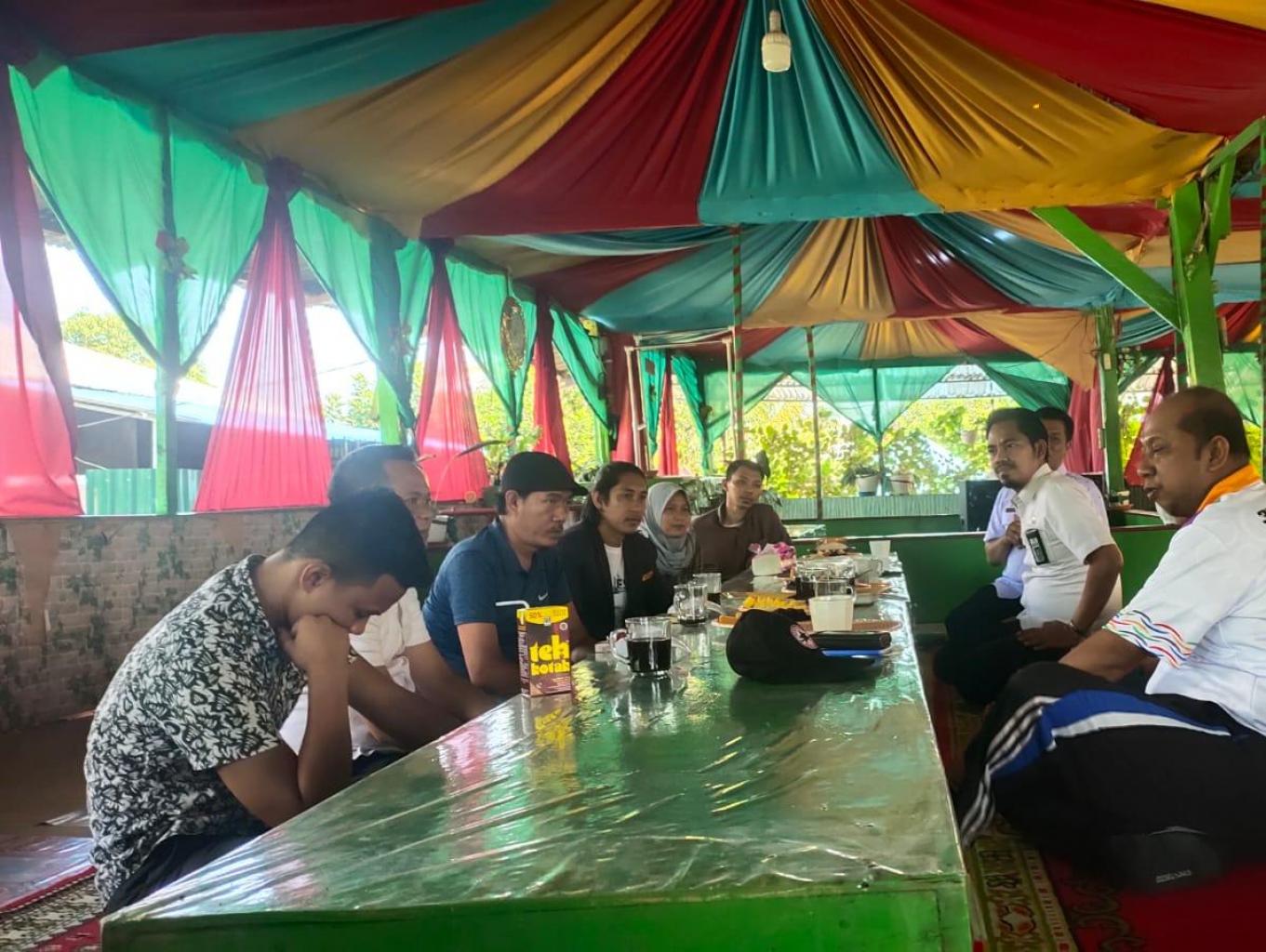 Lesehan Rumah Hijau
