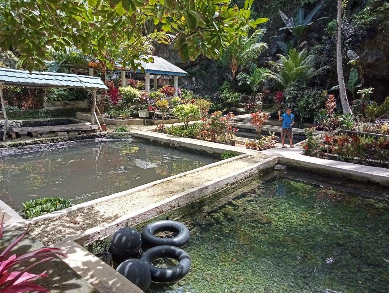 Empang (Wisata Kolam Ikan)