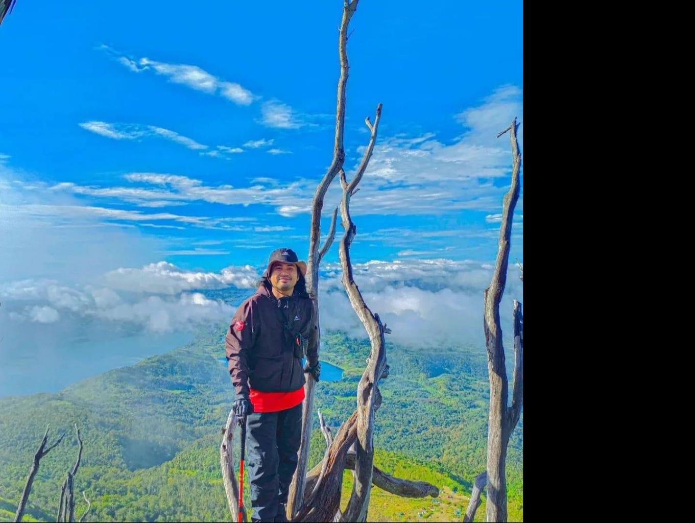 Trekking Gunung Talang