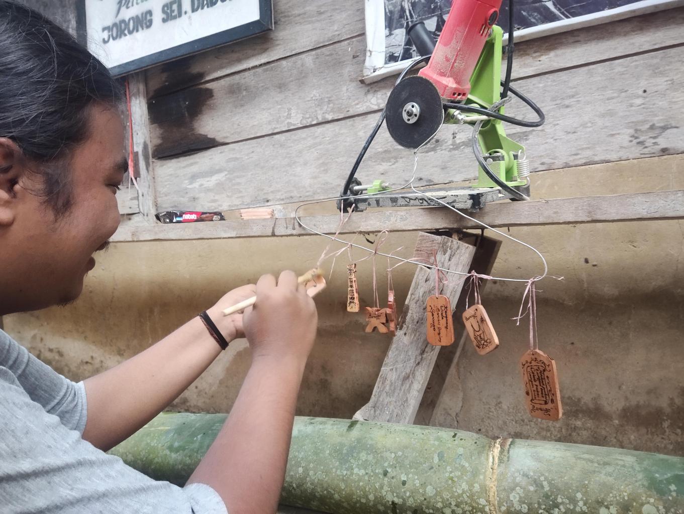gantungan kunci 