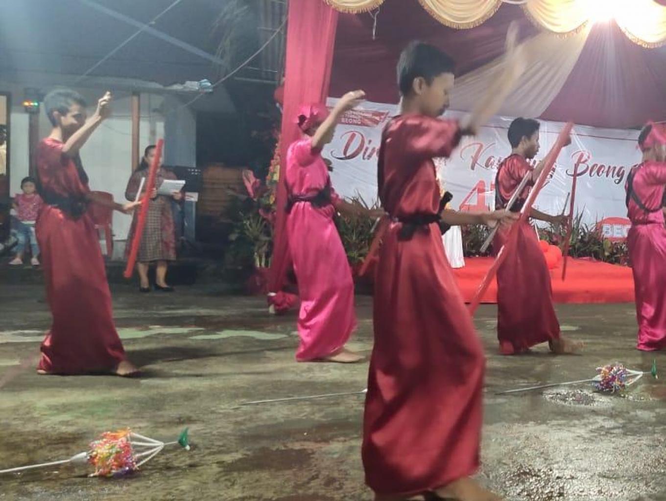 Tari Gunde Desa Beong