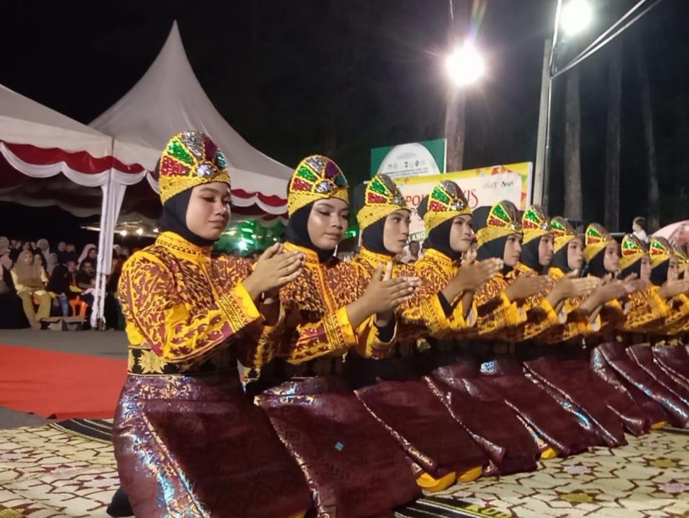  Festival Tjalang Tempoe Doeloe