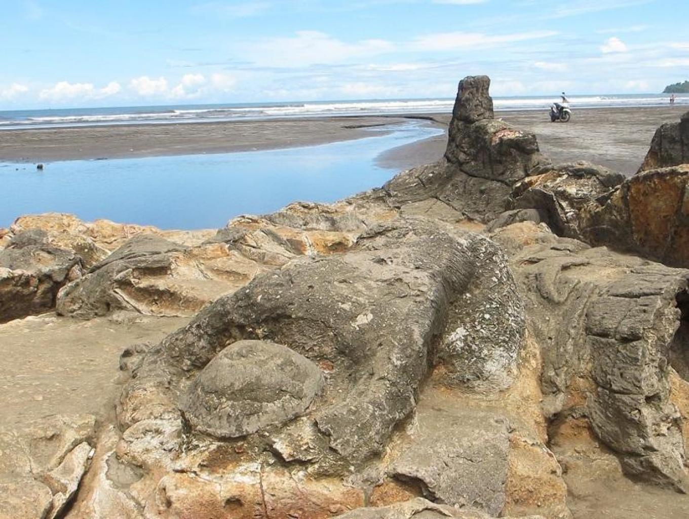 Batu Malin Kundang