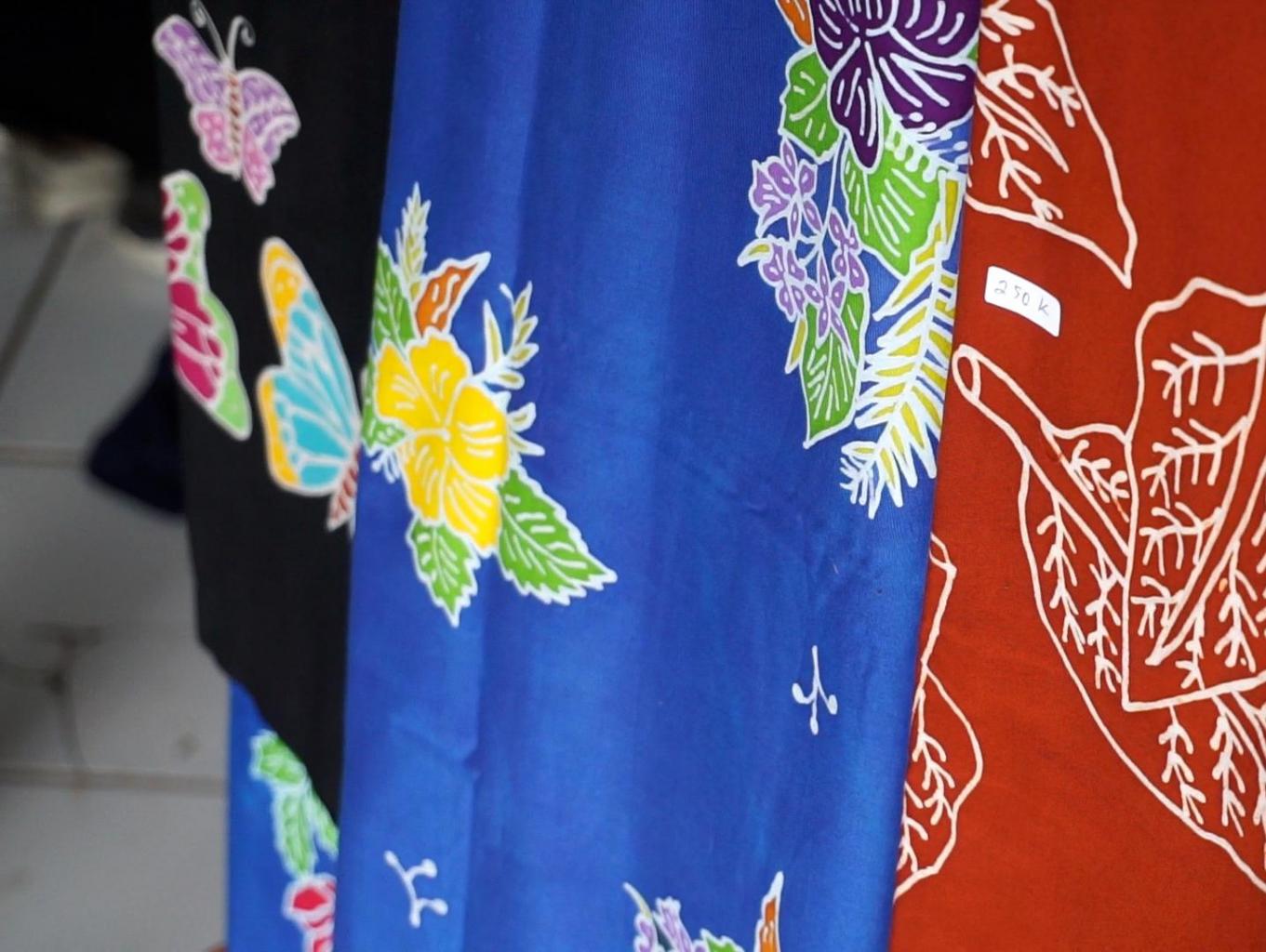 Batik Khas Sedulur Sikep Sambongrejo