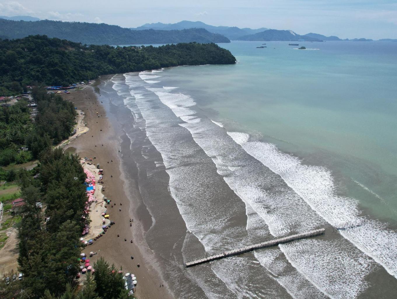 Pantai Air Manis
