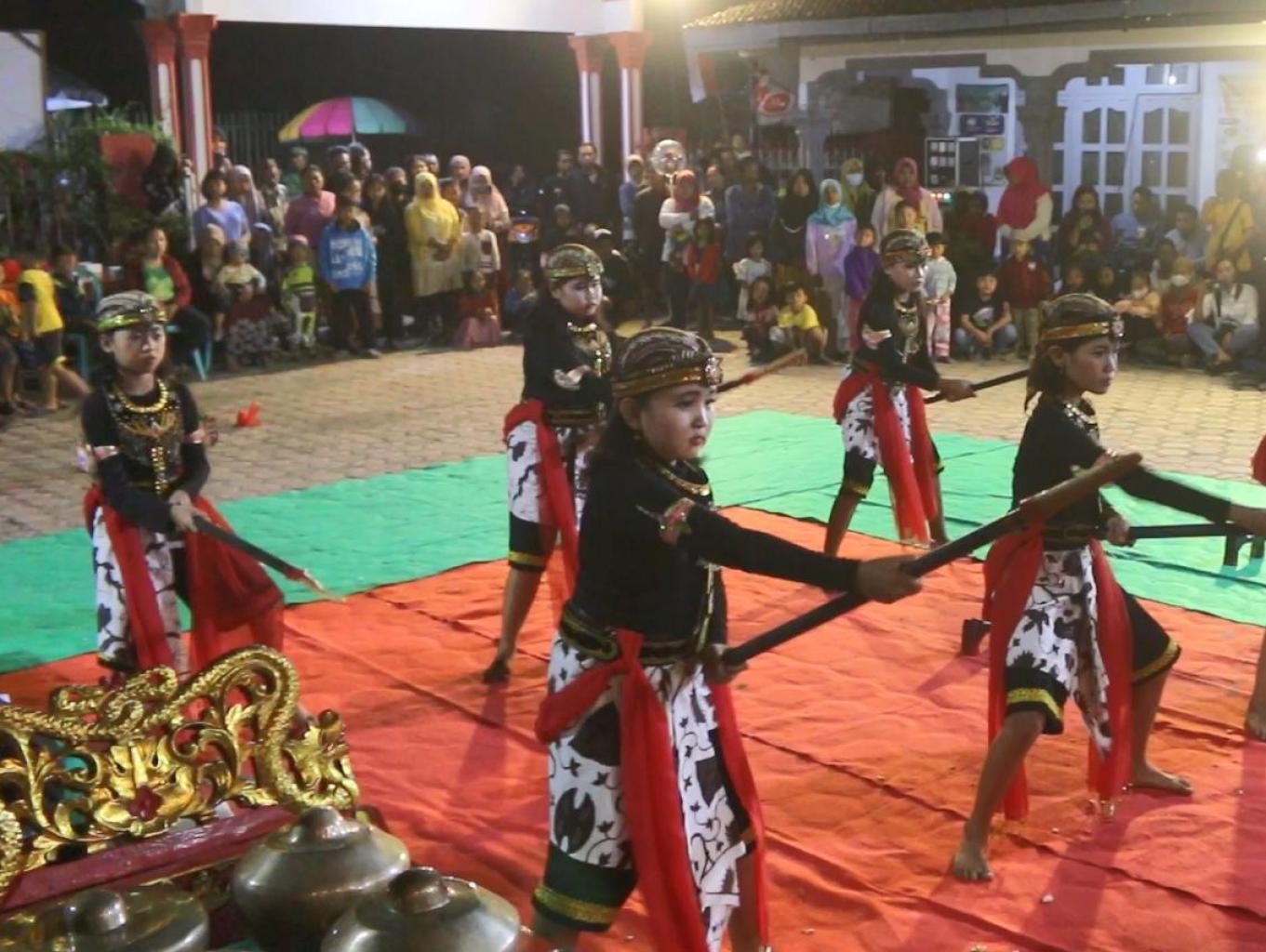 Tari Badak Keling