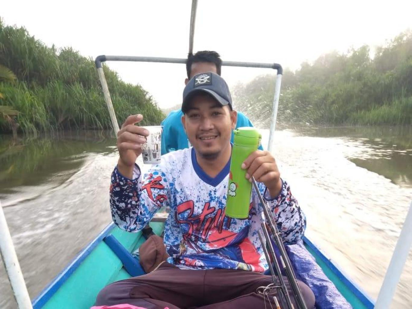 Wisata Mancing Udang Galah