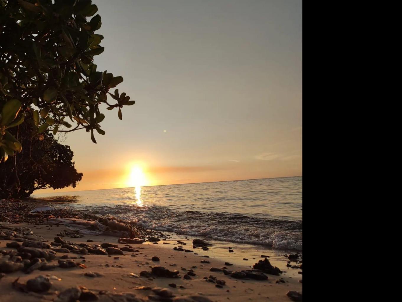 Sunset spot Pulau Tunda