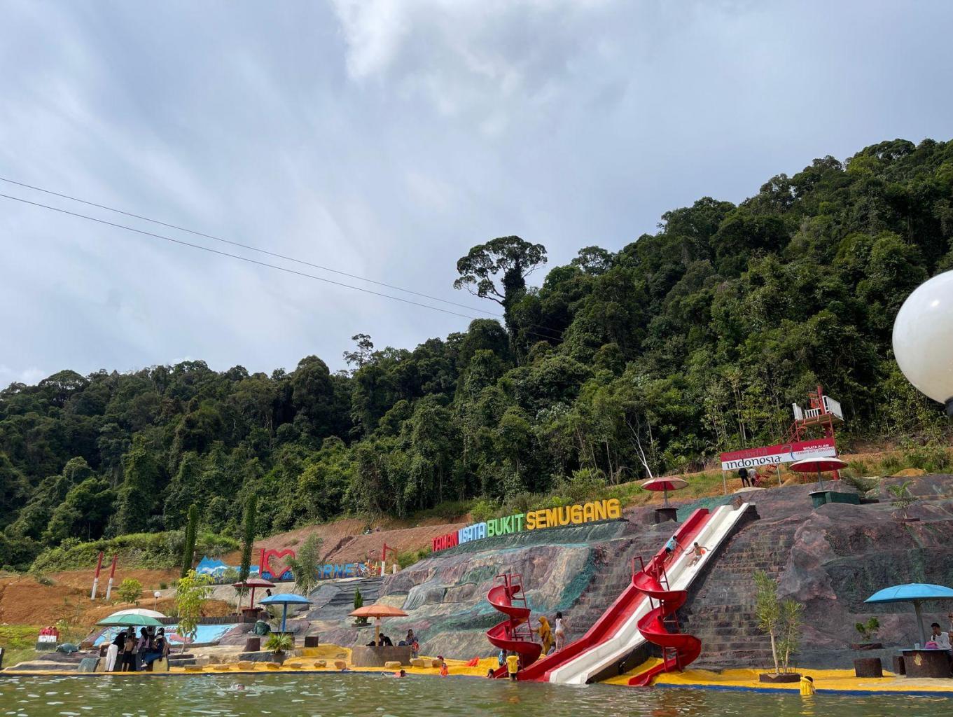 Wisata Alam Lembah Bukit Semugang