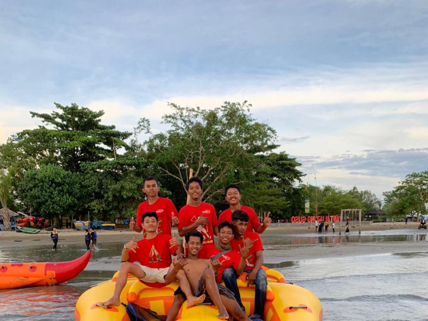 Donut Boat