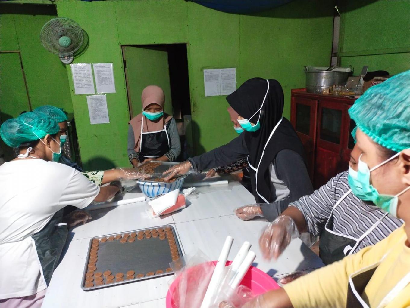 Pembuatan Panganan Saguku
