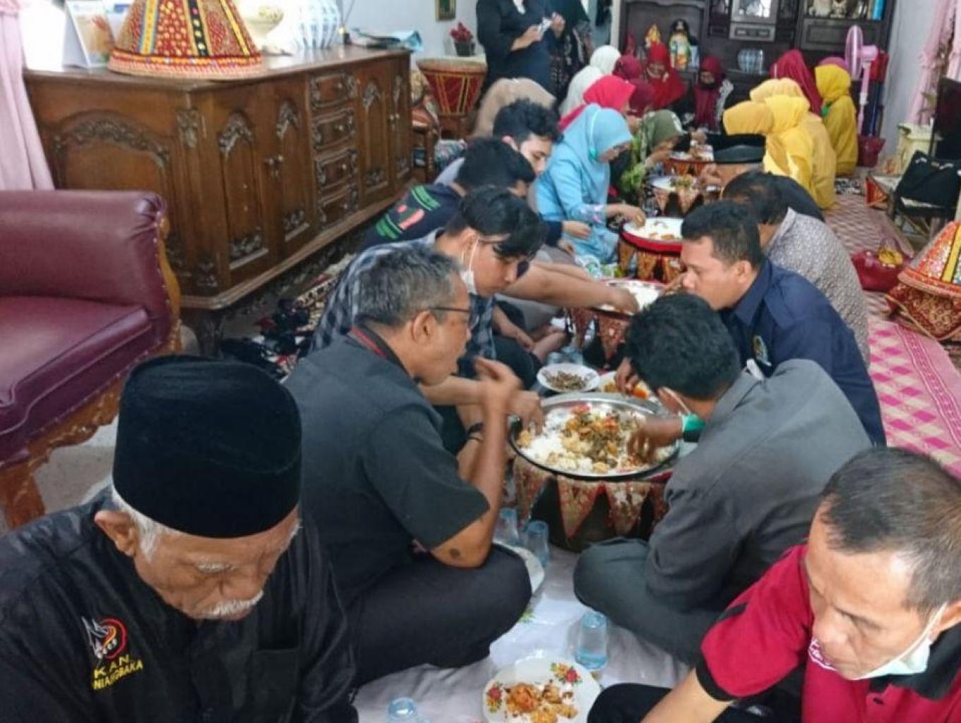 Makan Bajamaba