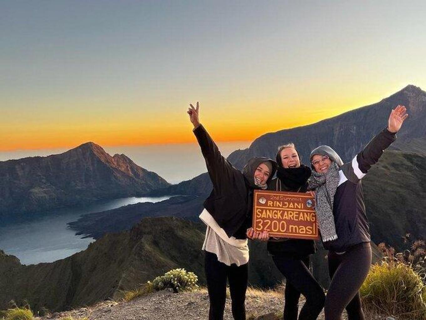 Trekking Rinjani-Sangkareang