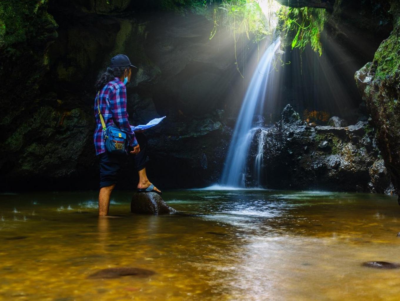 Air Terjun Sarang Walet