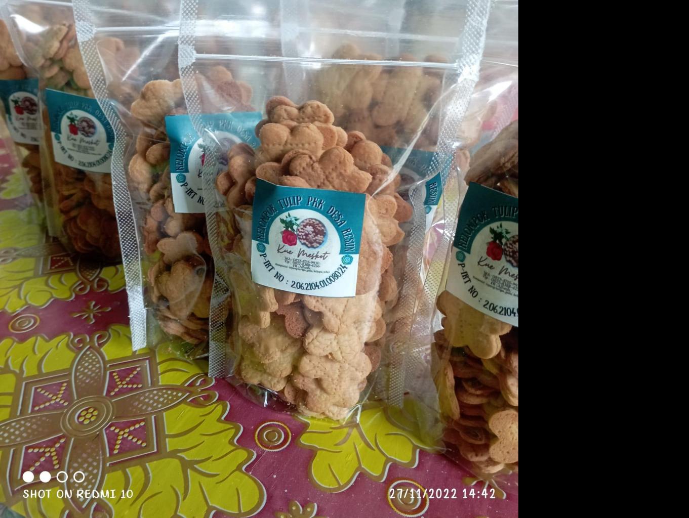 KUE MESKOT DESA RESUN
