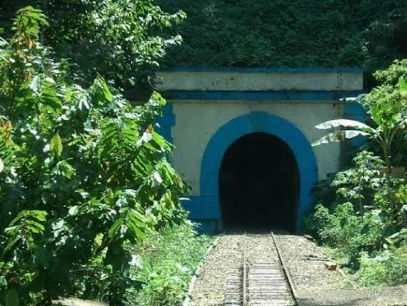 Terowongan Lobang Kalam