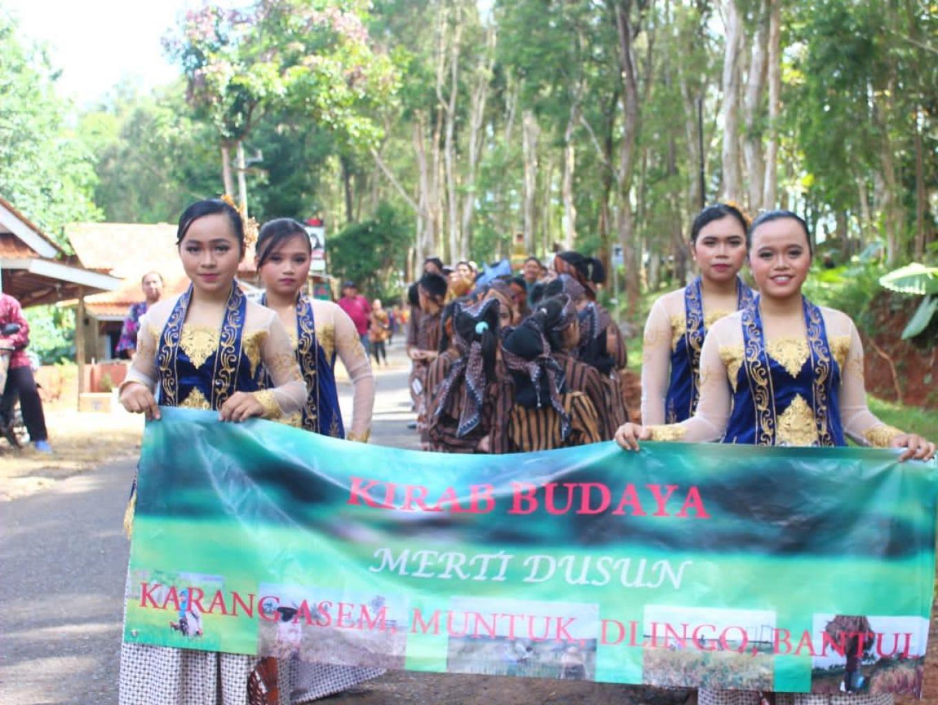 Kegiatan Kirab Budaya