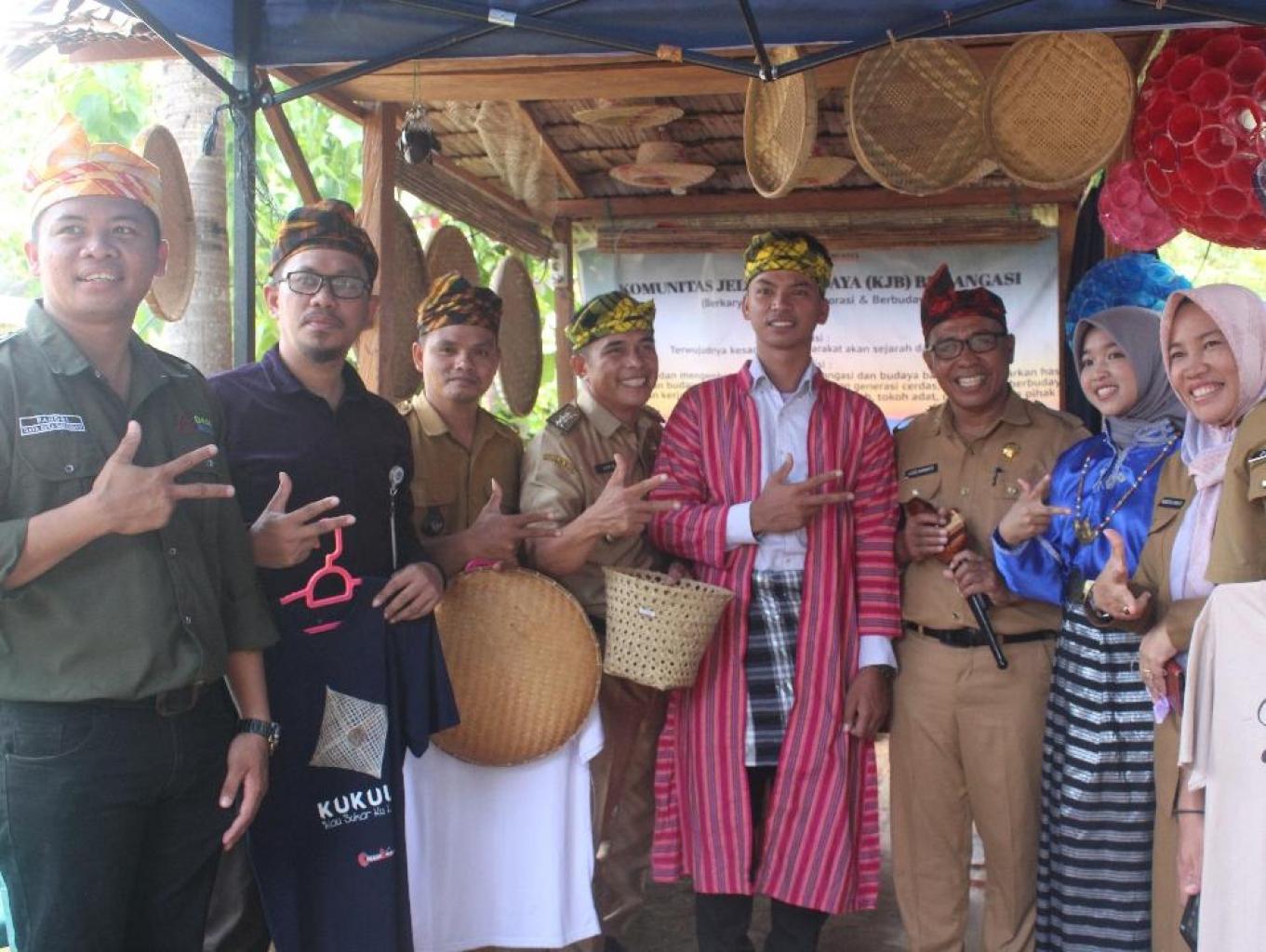 Souvenir baju