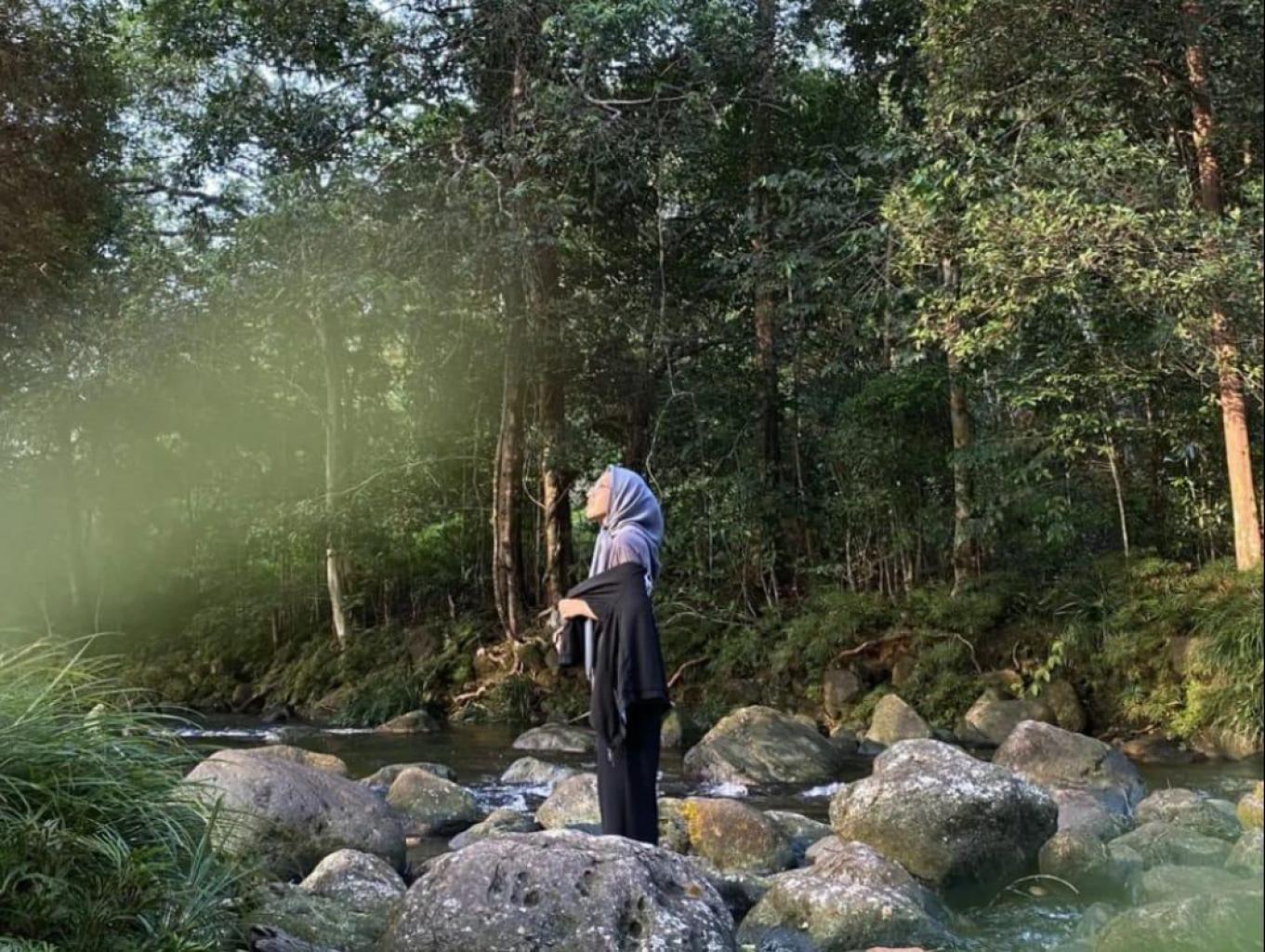 WISATA PEMANDIAN SUNGAI KIM