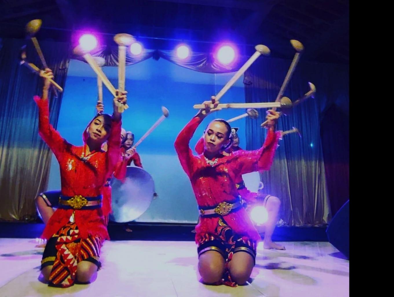 tarian nitis