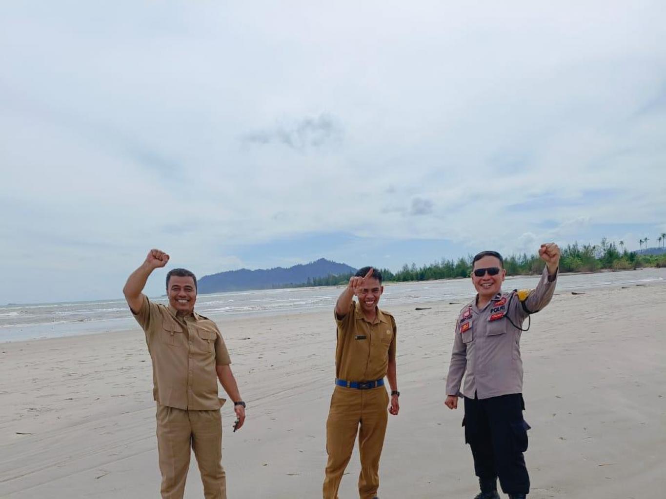 Pantai Muara Sikilang