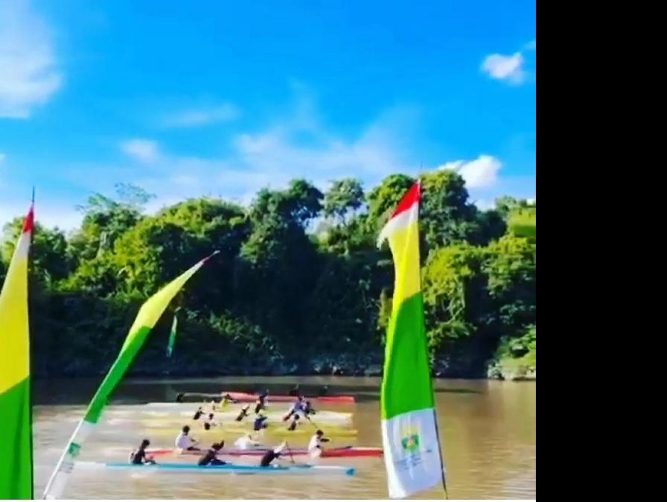 Iven Pacu Perahu Tradisional Jambi