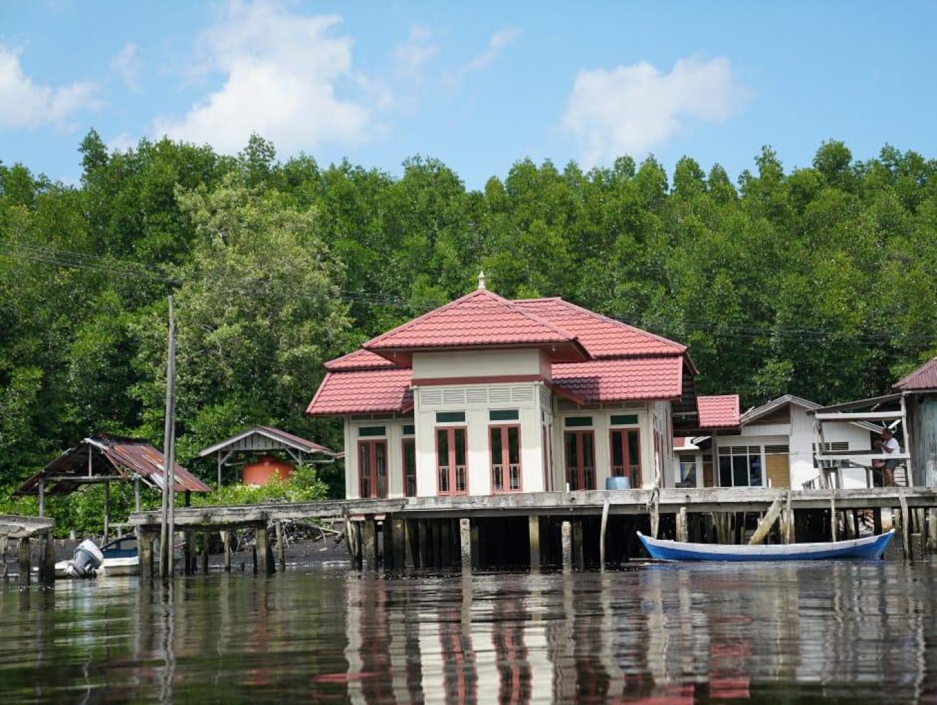 Wisata Sejarah dan Budaya Rumah Orang Kaya Raja Negara