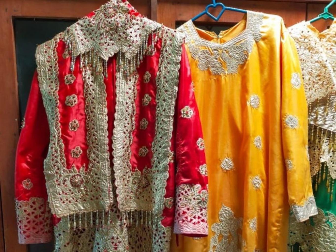 Baju Adat Rimbo Tarok