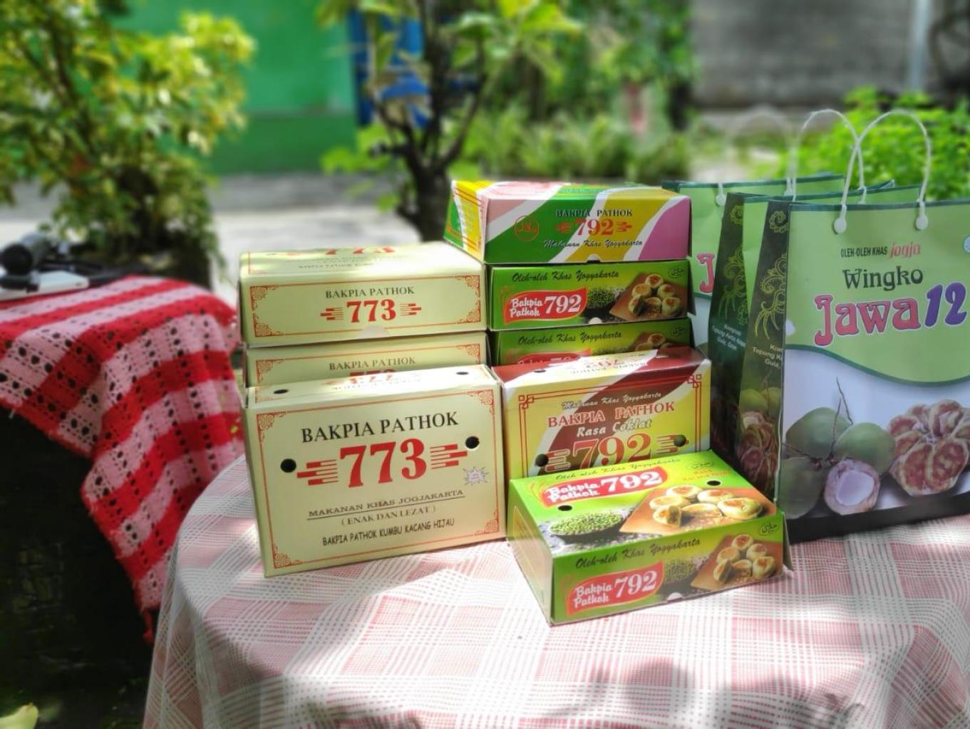 Bakpia dan Wingko babad produk lokal Dewa Bronto
