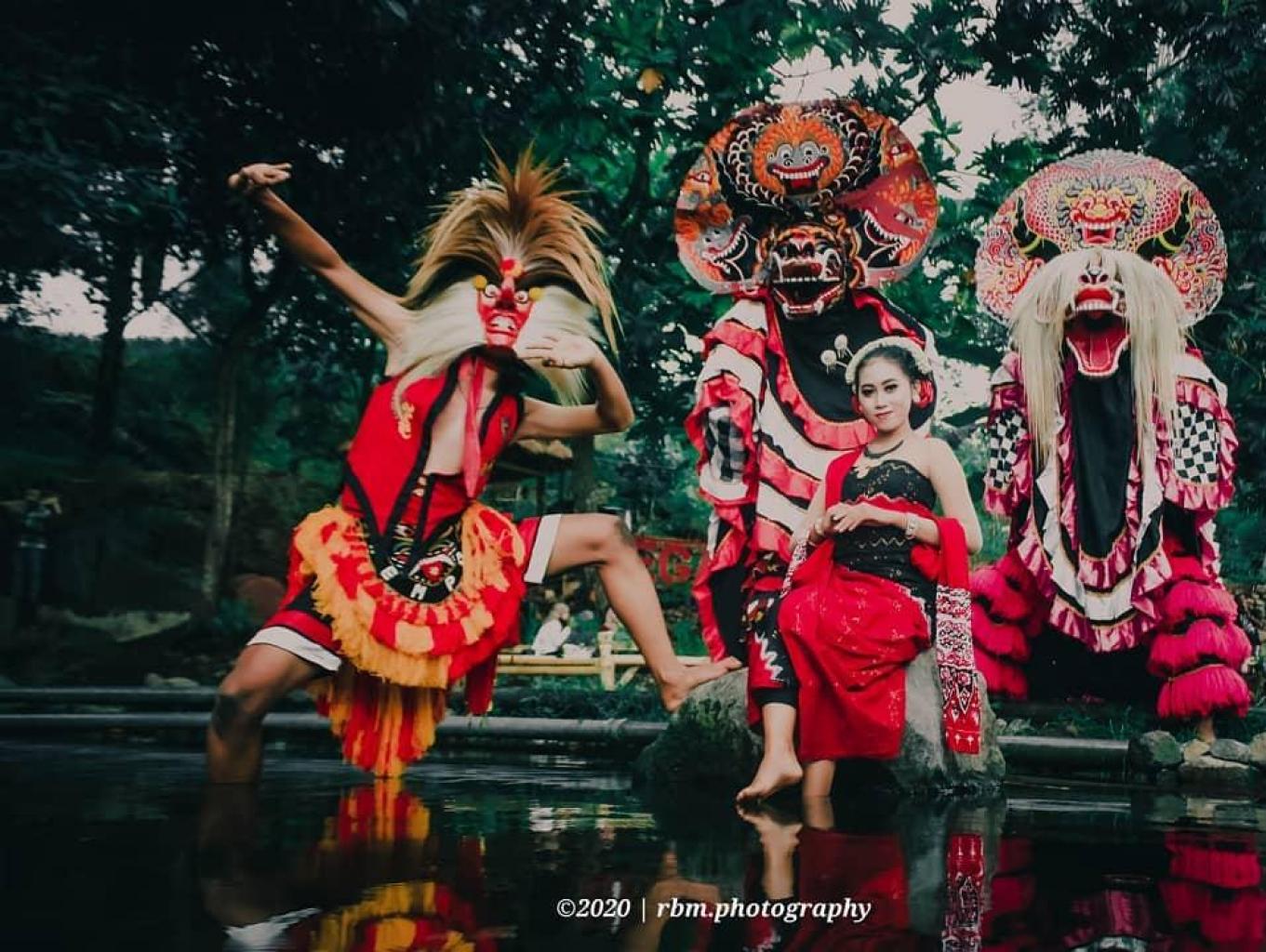 Seni Tradisional 