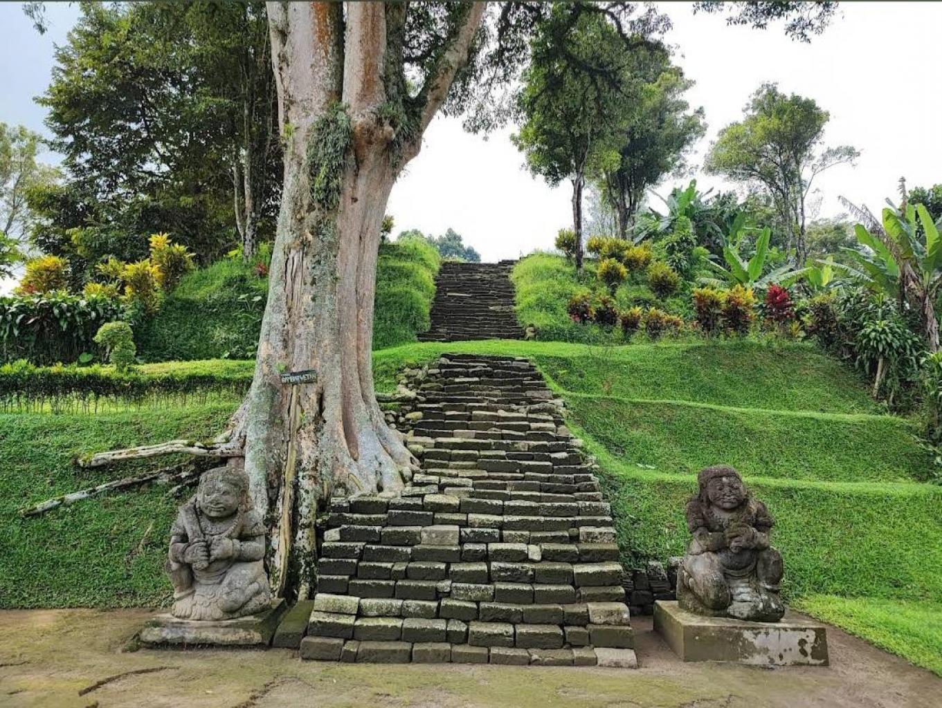 Cagar Budaya Candi Gambar Wetan