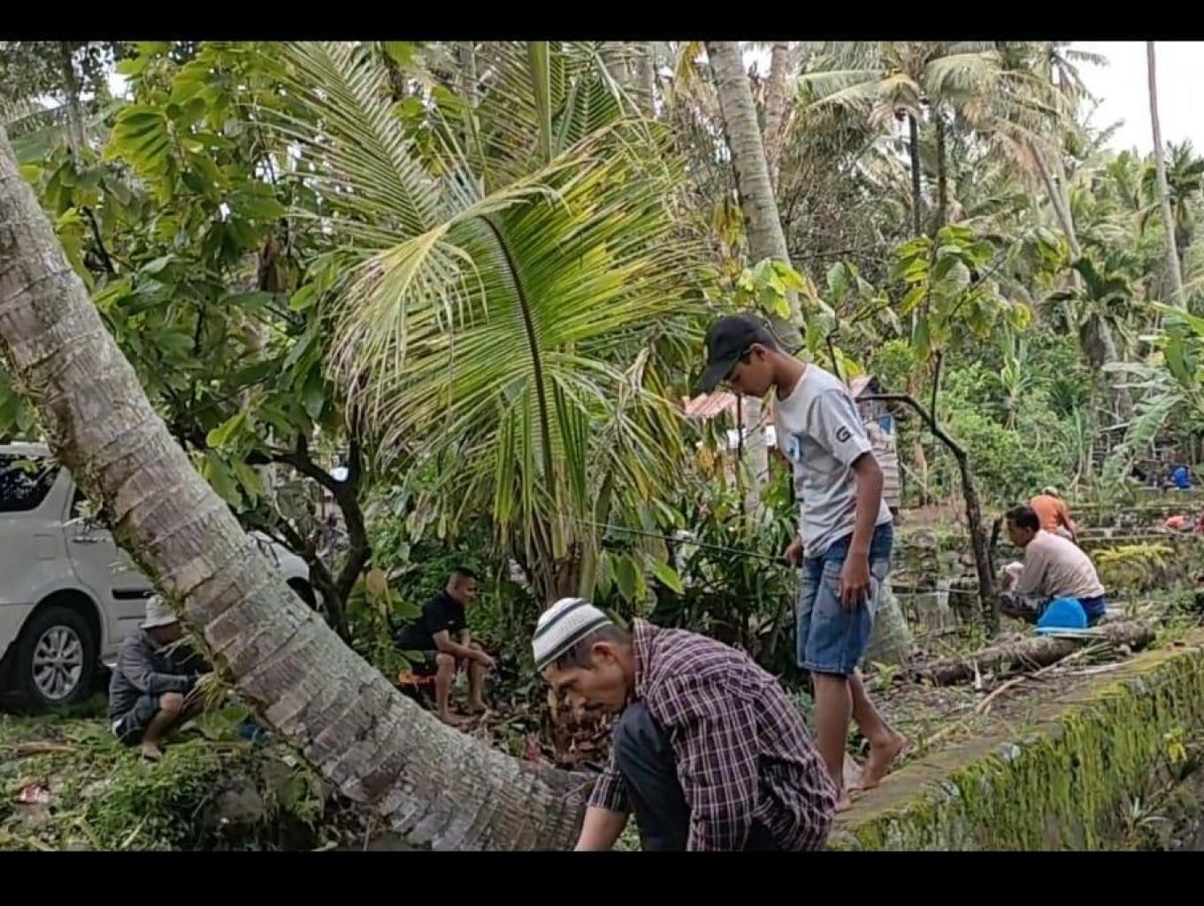 mancing ikan larangan
