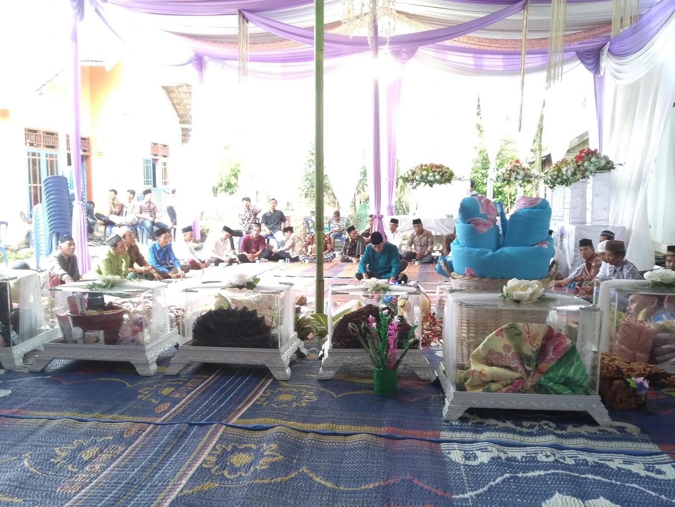 Rumah Seloko Adat Eco Pake Desa Muaro Pijoan