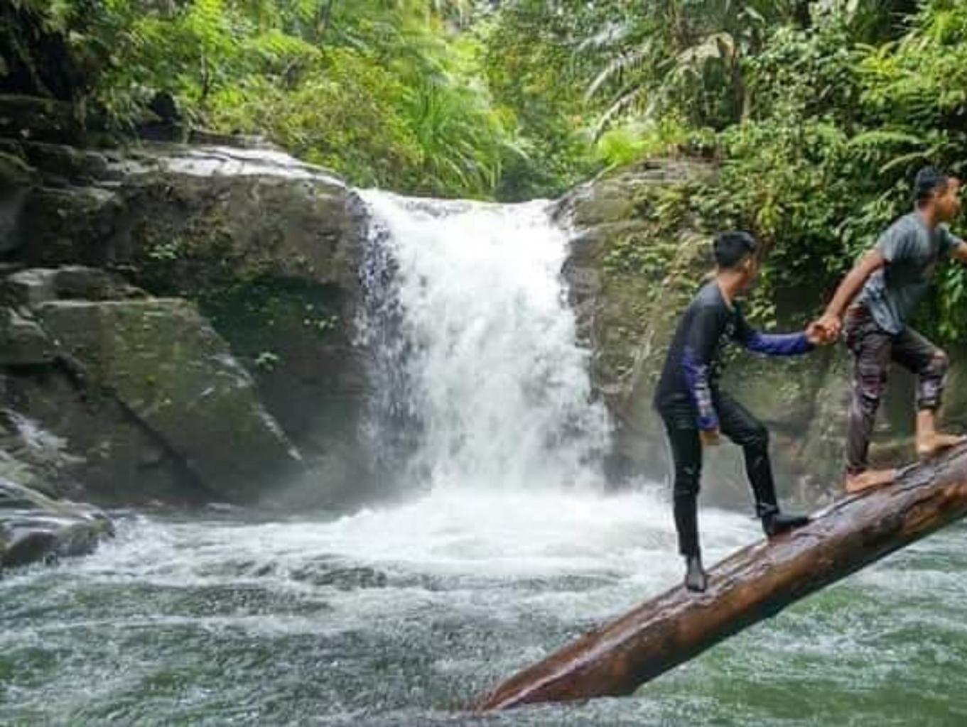 BERENANG