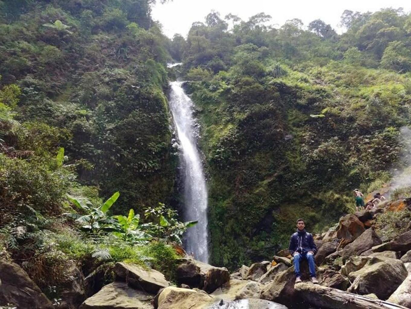 Curug Cikawah 