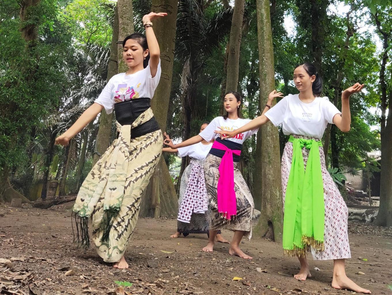 Edukasi Tari Tradisional
