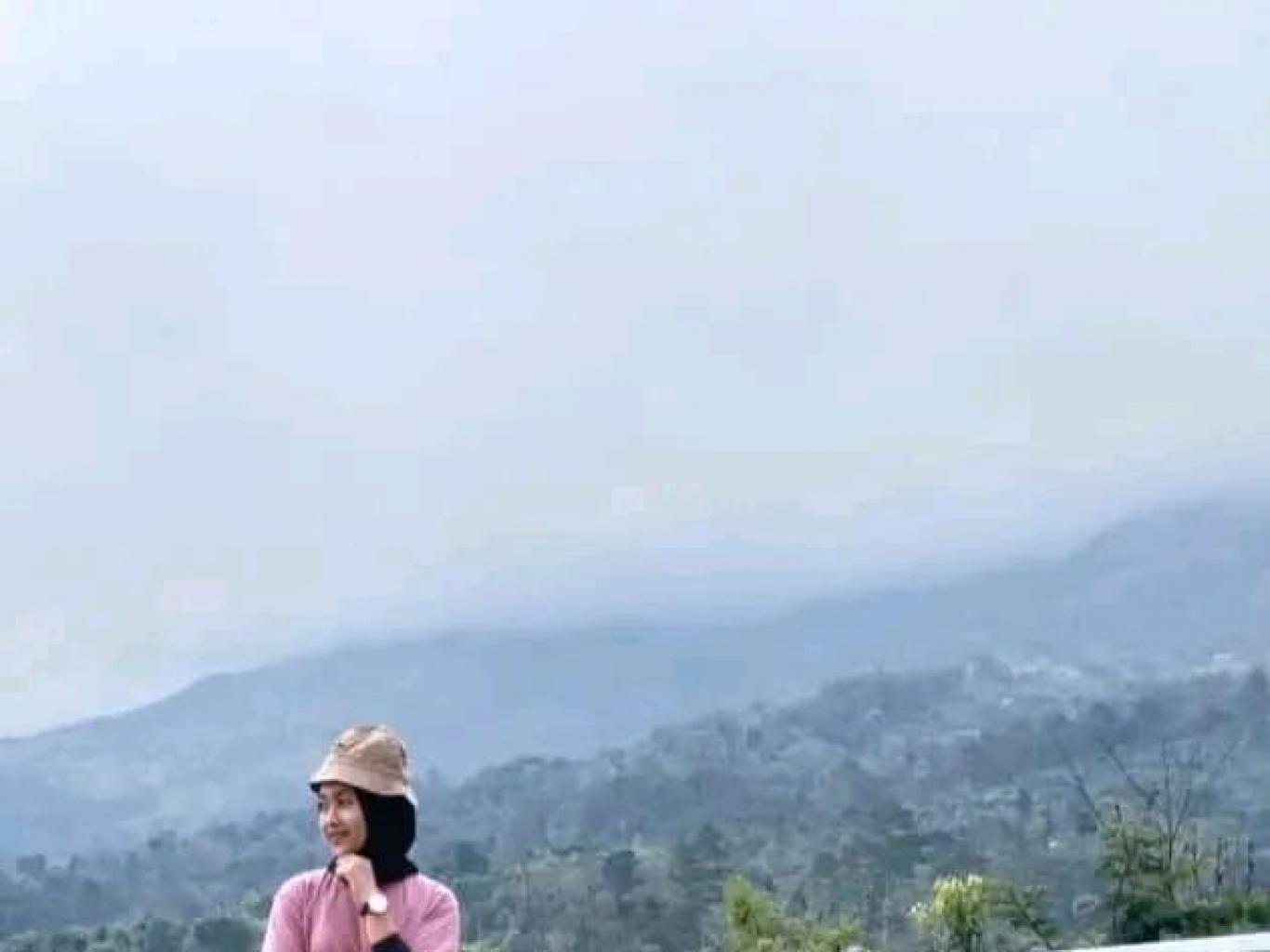 Bukit Cinta Gathuk Roso