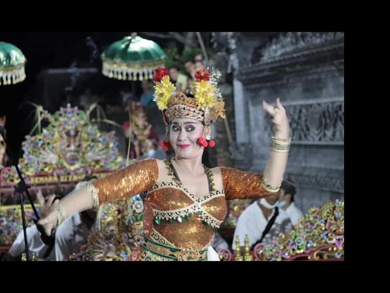 sanggar seni manistutu