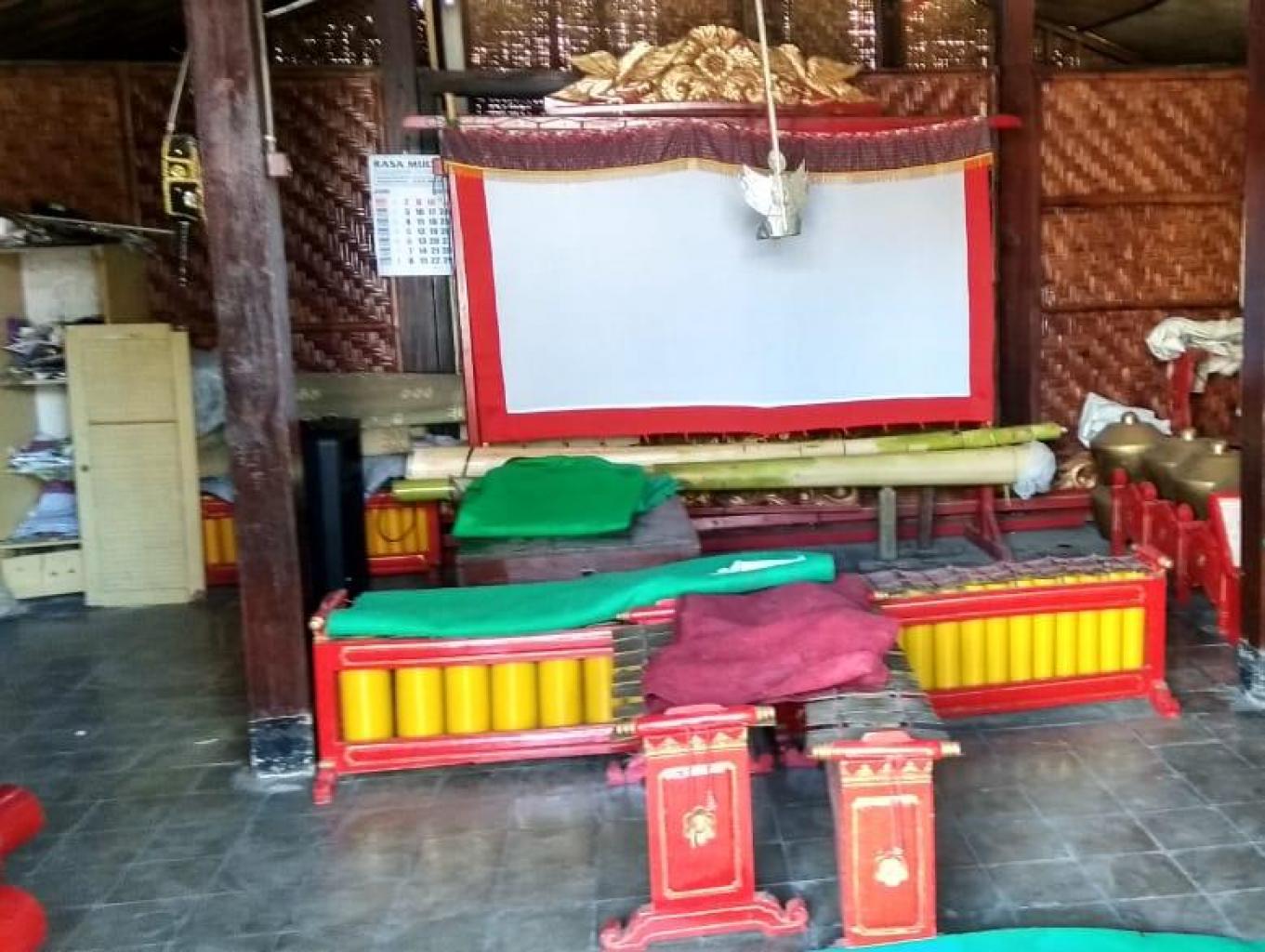 Pertunjukan Wayang Kulit