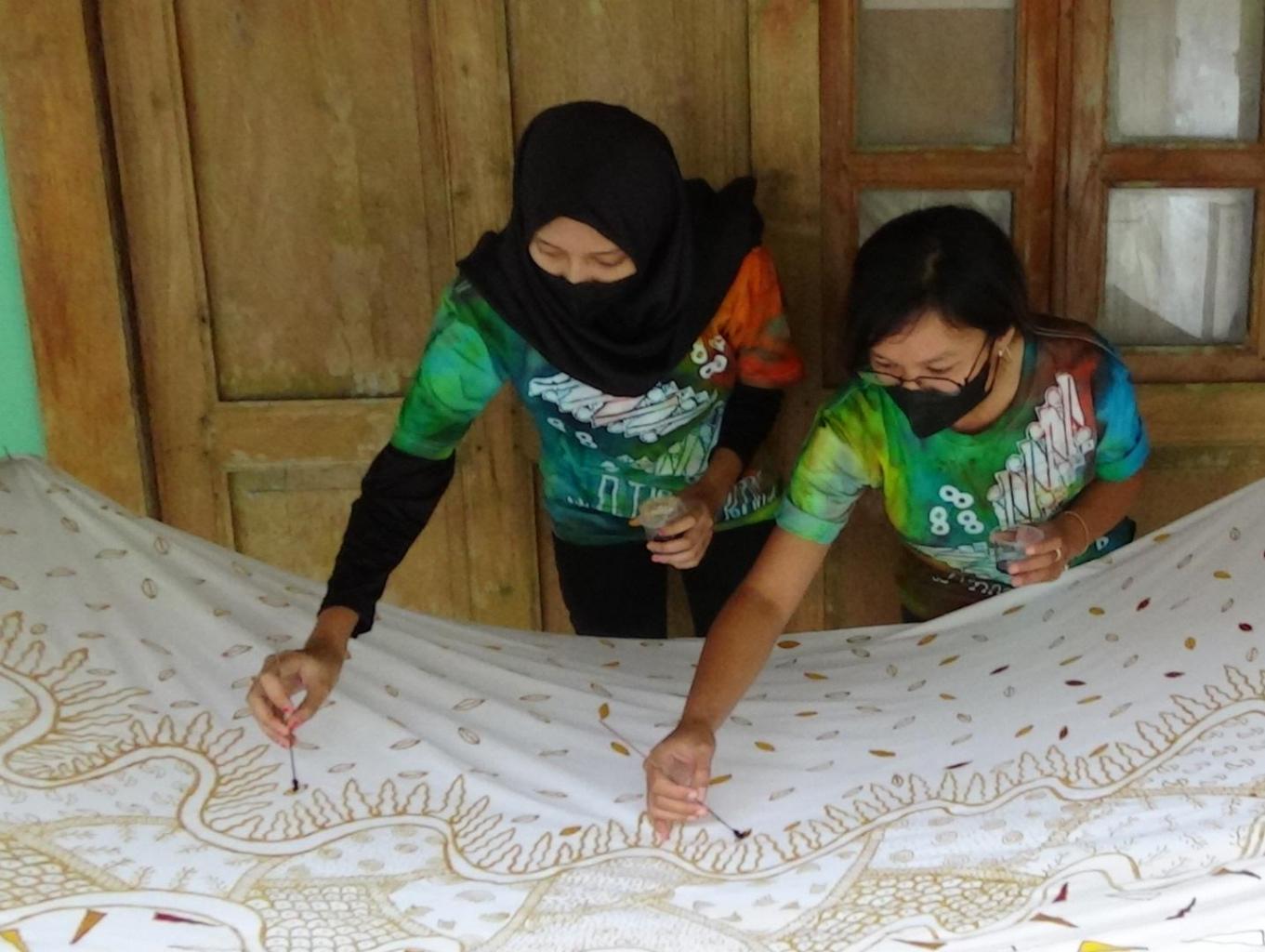 Pembuatan Batik
