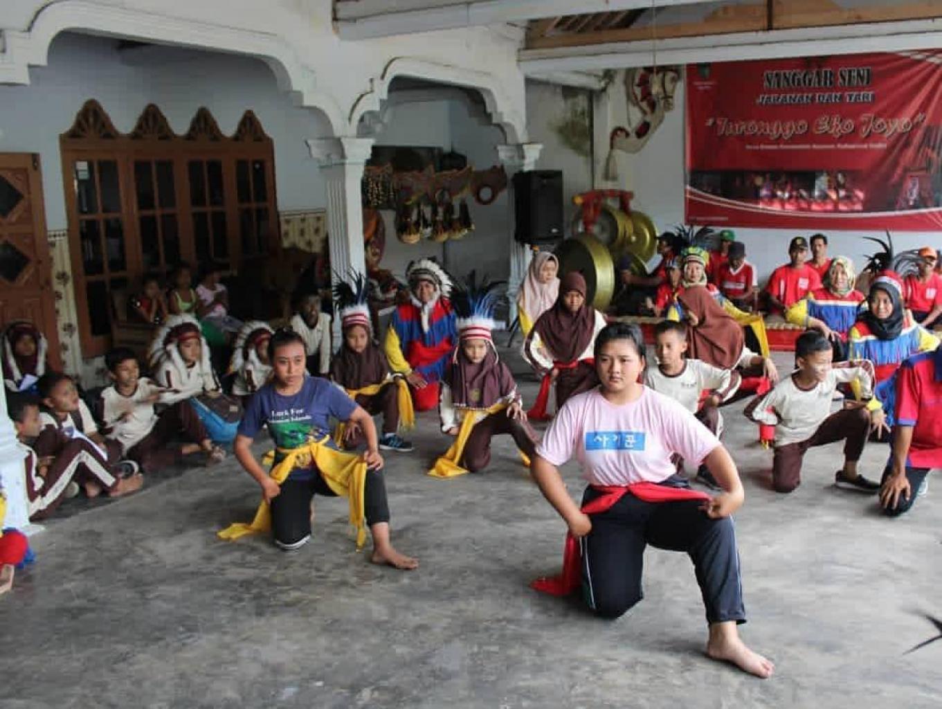 Sanggar Tari Turonggo Eko Joyo